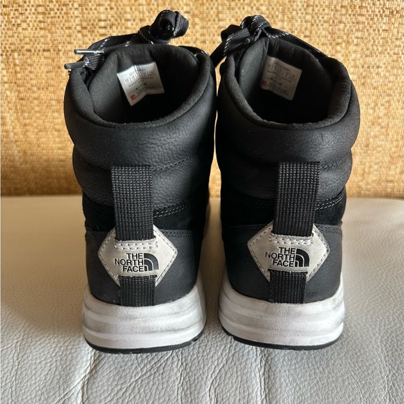 THE NORTH FACE Sneakers Size US 11, EU 44.5. Made in Vietnam. - Picture 11 of 12